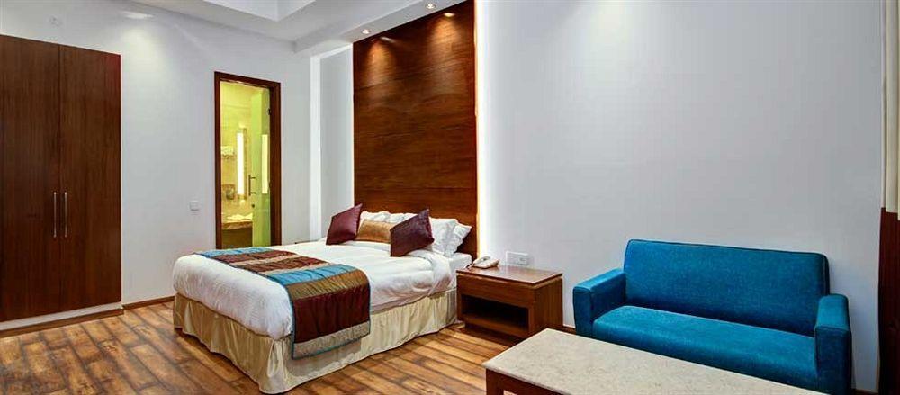 La Sagrita Hotel Új-Delhi Kültér fotó