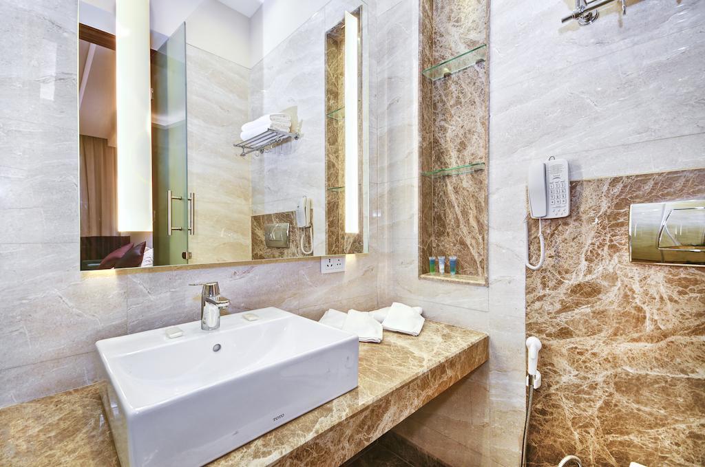 La Sagrita Hotel Új-Delhi Kültér fotó