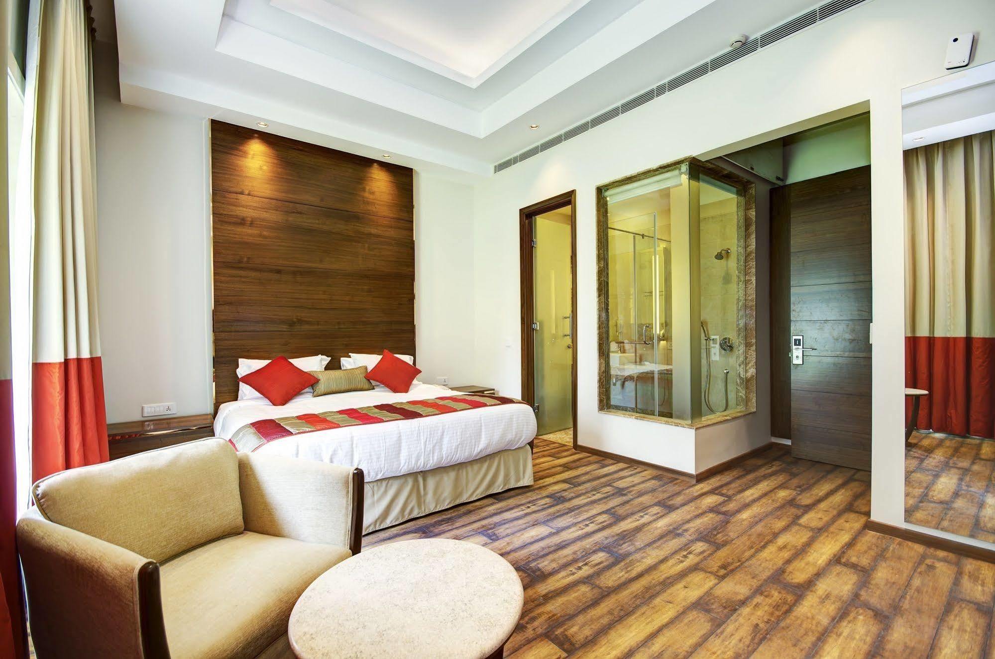 La Sagrita Hotel Új-Delhi Kültér fotó